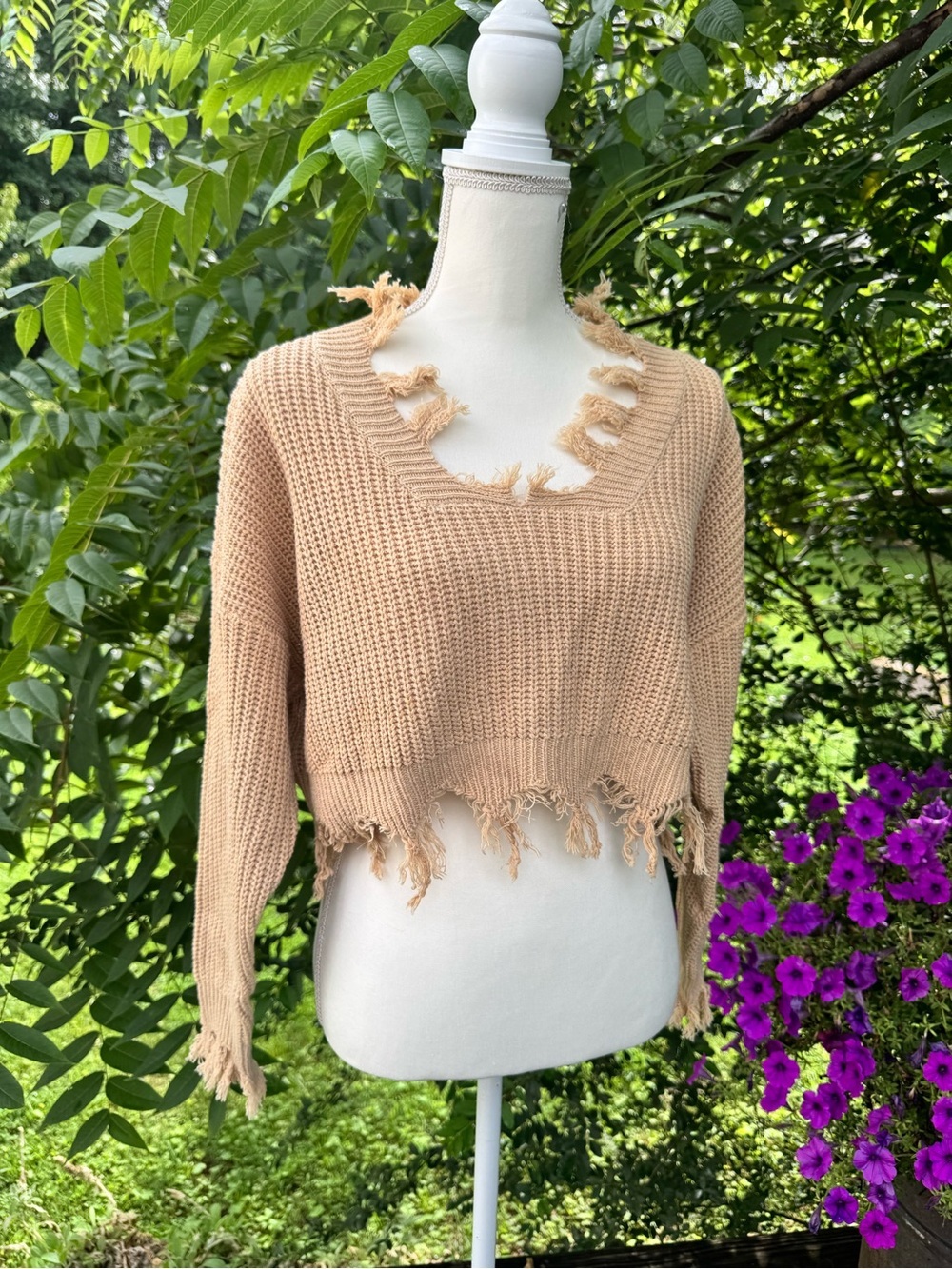 ZAFUL Distressed Cropped Knit Sweater Beige One Size Frayed Fringe Boho